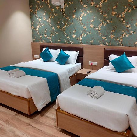Hotel Mellow Mood Bhubaneswar Esterno foto