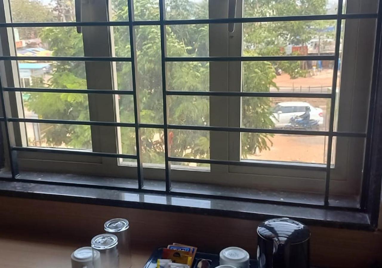 Hotel Mellow Mood Bhubaneswar Esterno foto