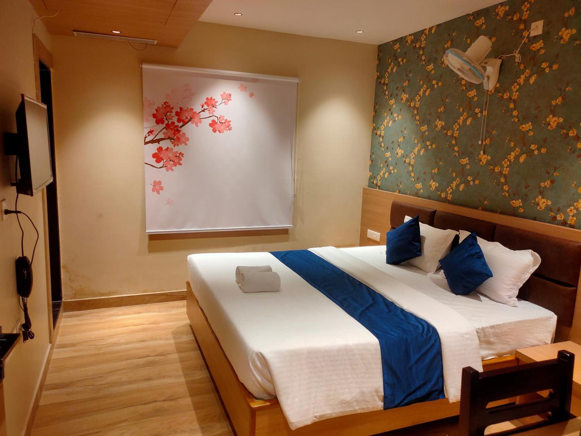 Hotel Mellow Mood Bhubaneswar Esterno foto